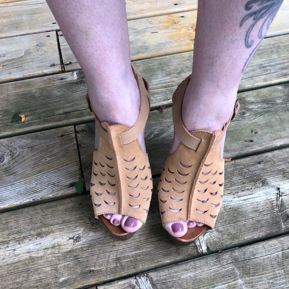 Italian Leather Platform Wood Heels Clogs Sandals - Picture 4 of 7